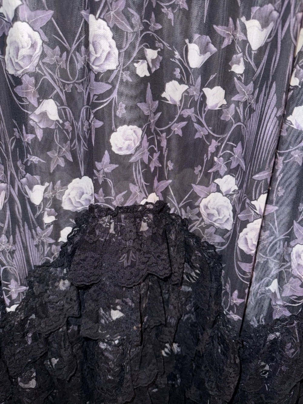 Widow sheer floral skirt - Picture 8 of 12